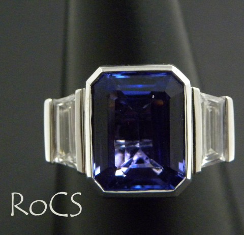 Tanzanite and diamond ring image