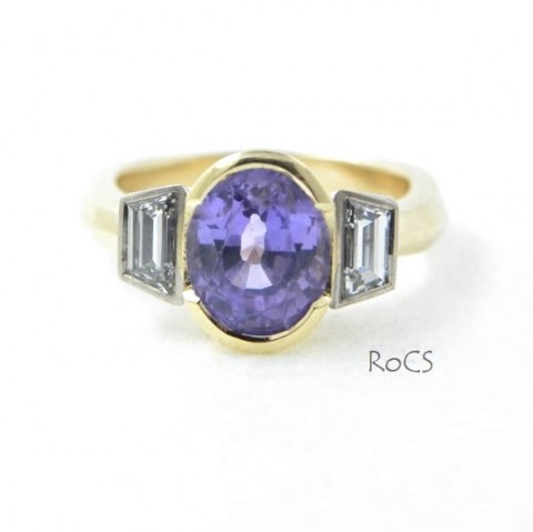 Purple sapphire with trapezoid diamonds image