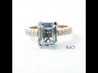 Aquamarine with diamond set band image